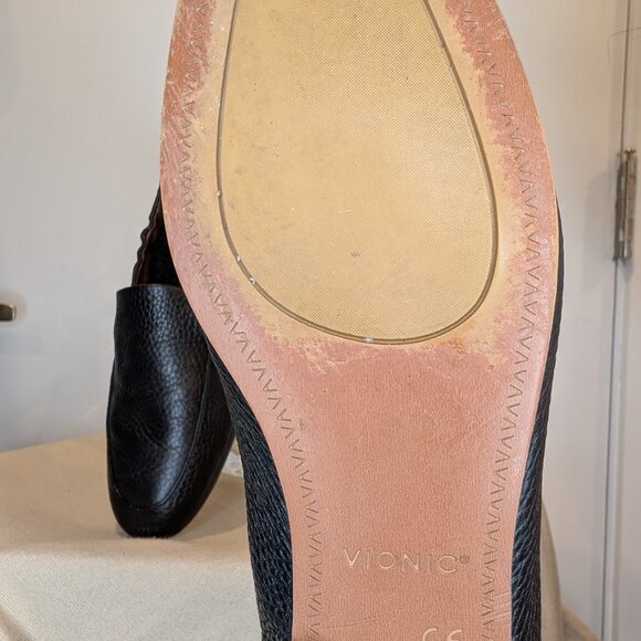 Vionic Elora Black Loafer Driving Leather Moccasin Pebble Grain - Women's sz 7 - Picture 6 of 8